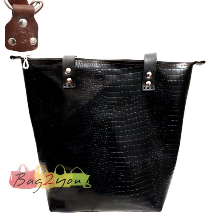 Women's handmade leather shoulder bag - with pattern - Autumn