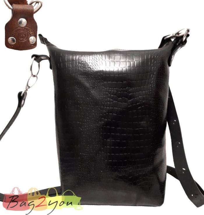 Women's shoulder bag made of genuine leather - handmade pattern - Autumn