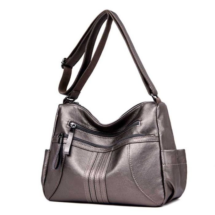 Bag with many pockets and compartments