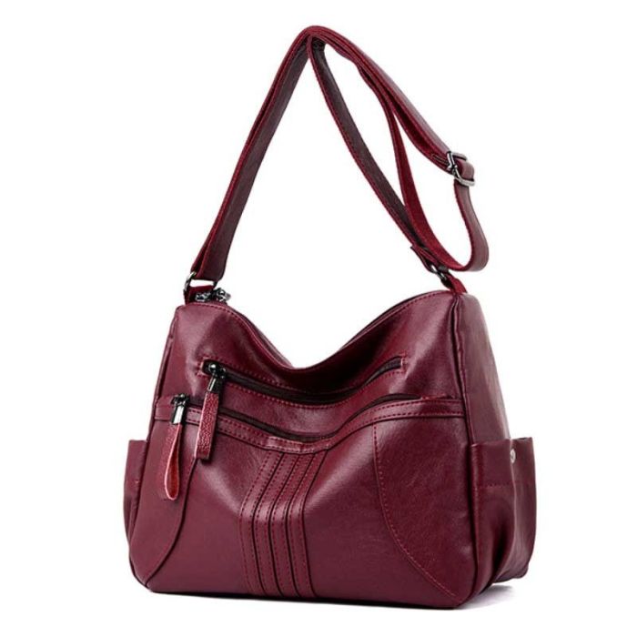 Bag with many pockets and compartments