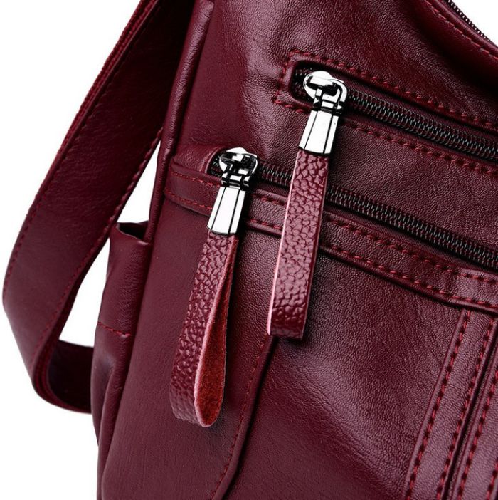 Bag with many pockets and compartments