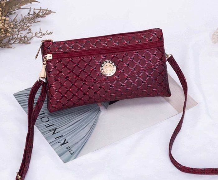 Red clutch 21485