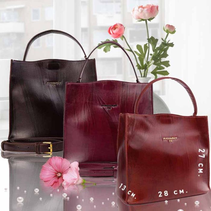 Women's handbag in genuine, smooth leather - premium class